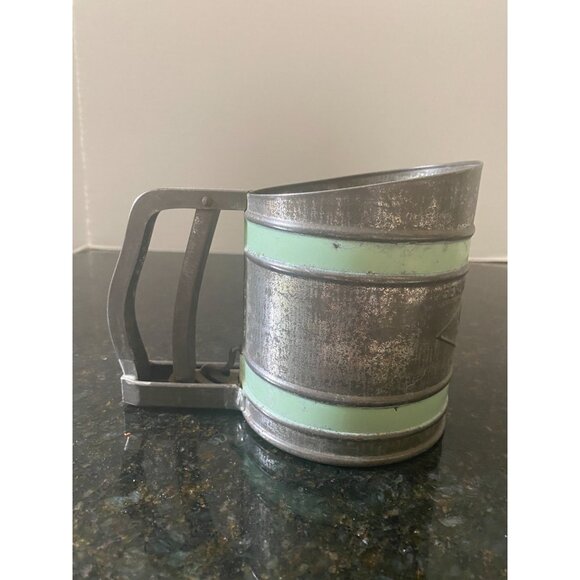 Omega Sift-Chine Flour Sifter with Squeeze Handle and Green Stripes, Vintage Kit - Picture 1 of 6
